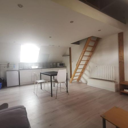 Appartement Mezzanine Aux Portes De Rennes Vezin-le-Coquet Exteriér fotografie